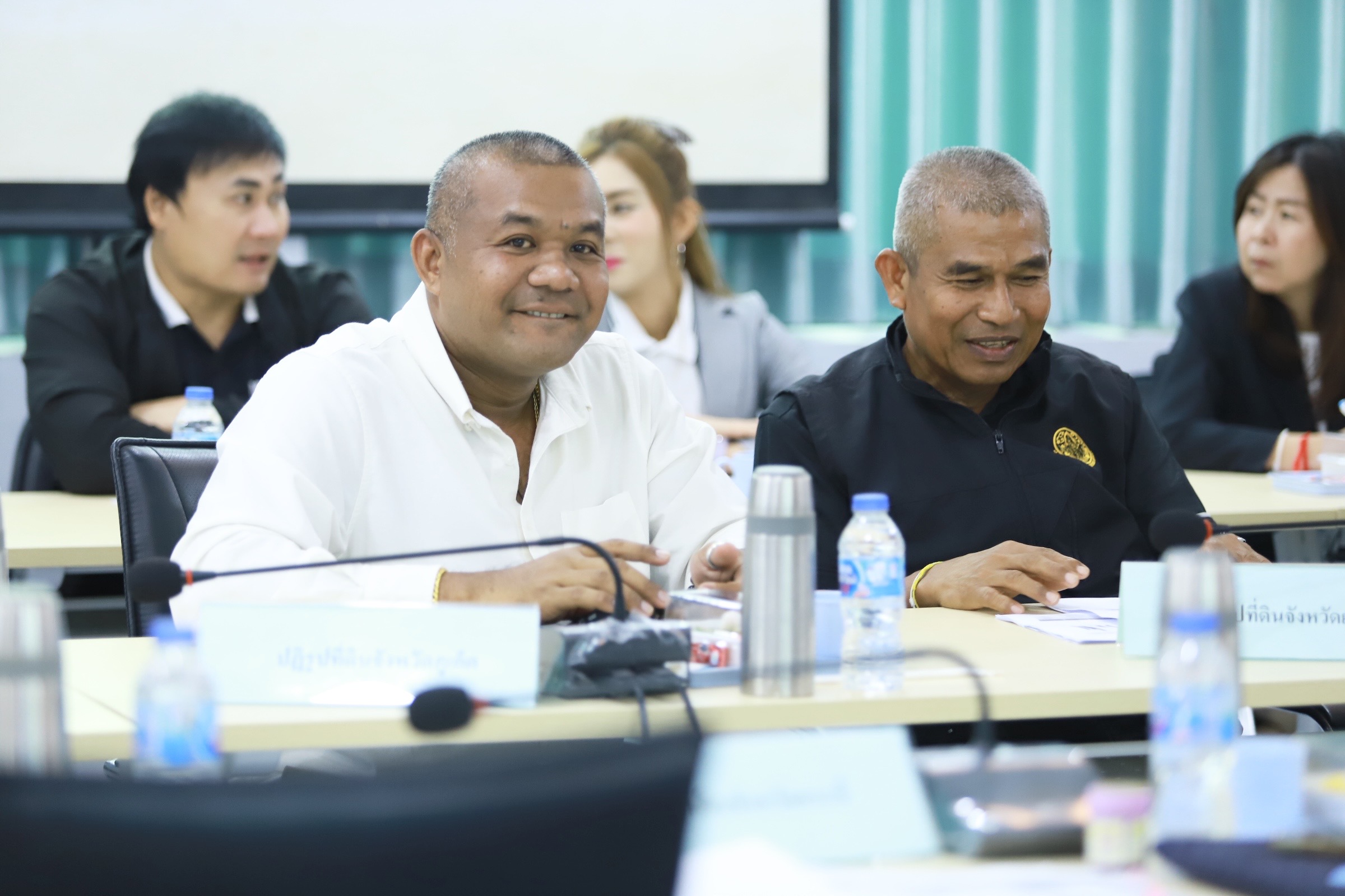 title - เลขาธิการ ส.ป.ก. ประชุมติดตามผลการดำเนินงาน และการใช้จ่ายงบประมาณ ประจำปีงบประมาณ พ.ศ.2569 ของภาคใต้ 
